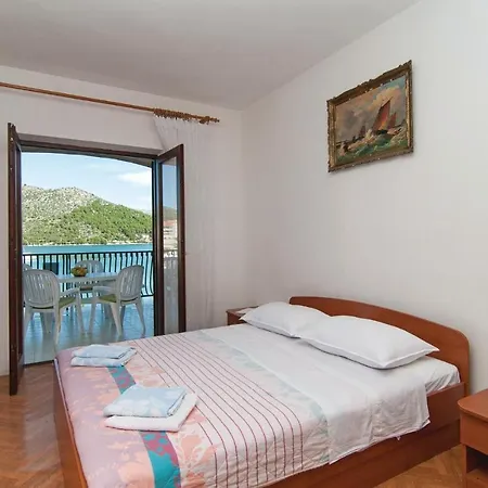 2 Bedroom Cozy In * Marina